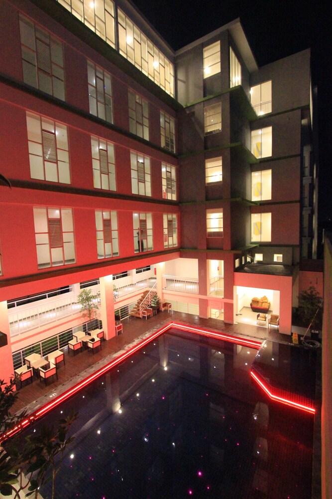 Hotel Fortunagrande Seturan Yogyakarta Maguwo Exterior foto